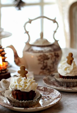 Winter Tea at the Aiken House