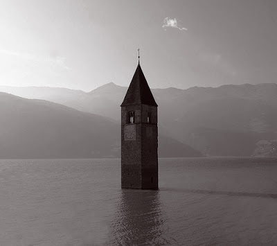 Haunted Towns, Ships, Roads and more all Underwater